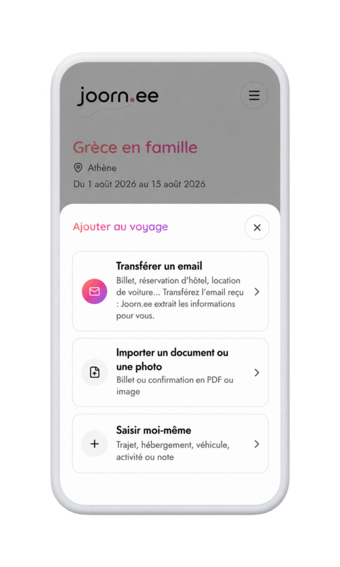 Choix des méthodes d'ajout : transférer un email, importer un document ou saisir soi-même